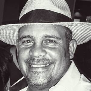 Meet your Posher, Marcos